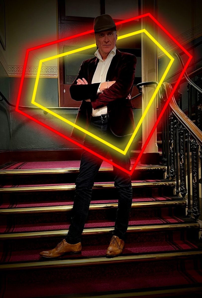 DavidCoppinger's tweet photo. Blown away by the love in the room for @mattgoss last night in the @RoyalAlbertHall .

Call me a #superfan but I'm so pleased he's coming home to #london #england #home 

Good luck on the next stage of your journey @mattgoss – at Royal Albert Hall https://t.co/4yJ4NC2E57