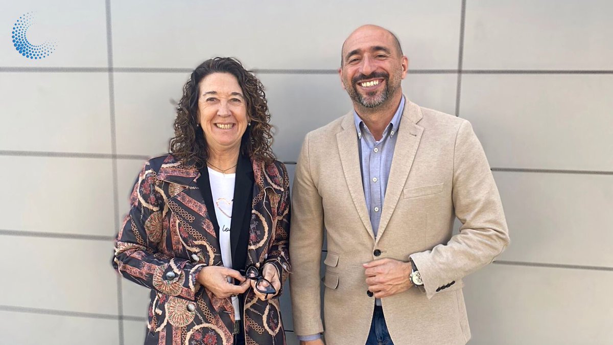 Confe_Planeta's tweet photo. Aprovechando la visita a #Madrid para ver a @sergiodlacalle9
📢 Es #COSpeaker 🗣️ experto en liderazgo y gestión de equipos, motivación y autodesarrollo, creatividad y diversión e inclusión. Todo desde el #humor.
Su perfil en #ConferenceOffice 👉🏼https://t.co/XLie0BE0x1
#speaker https://t.co/Nqu9uTfLeu