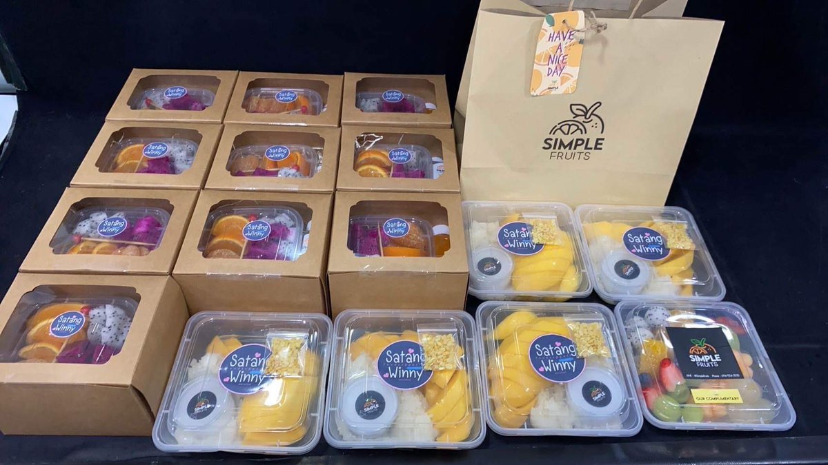 SatangFamily's tweet photo. ✨ เย็นนี้เหนื่อยแล้ว แวะมาทานอาหารอร่อย ๆ น้าา ขอบคุณสำหรับ Food Support ของสตางค์และทีมงาน รอบเย็นวันนี้ด้วยนะครับ @satangktp 🤍

Thank you : @bbbvgp 🙏💙

#FoodSupportForSatang 
#กระปุกของสตางค์
#satangks https://t.co/ef9Zf6RjuV