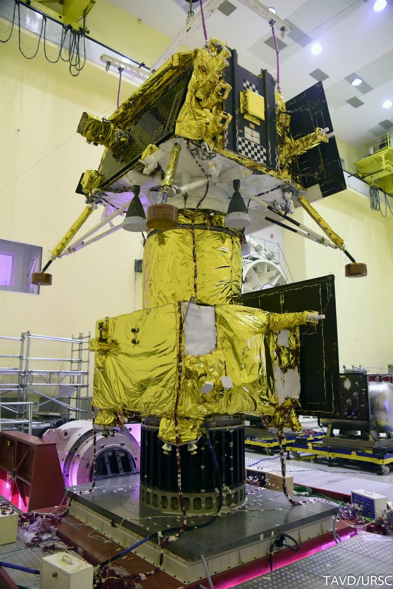 Madrassan_Pinky's tweet image. In yet another milestone, Chandrayaan-3 spacecraft successfully completed the essential tests that validated its capability to withstand the harsh vibration and acoustic environment that the spacecraft would face during its launch. @isro #chandrayaan3 #CY3