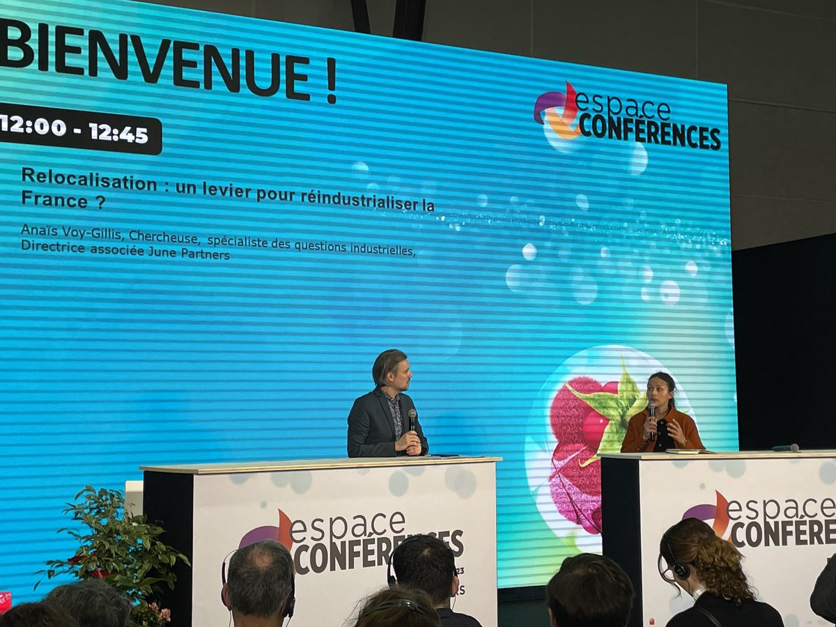 A #rennes au @CFIAexpo une conférence hyper-importante d’@a_voygillis sur la #relocalisation // des enjeurs majeurs de #souverainté #emploi #environnement de soutenabilité de notre #modèlesocial… Délégué à la relocalisation par @LoigCG je la remercie haut et fort ce message.