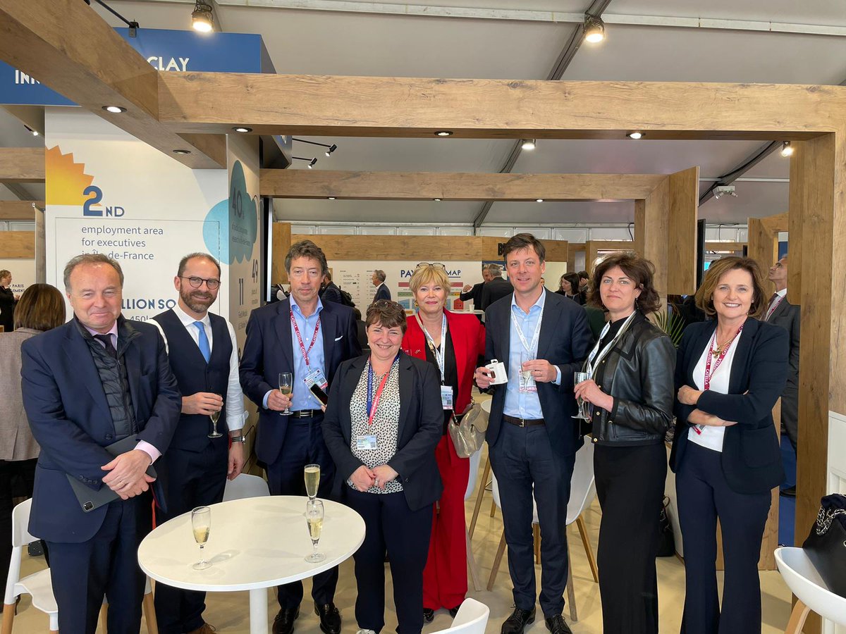 Saint-Quentin-en-Yvelines 🚀 (@sqy) on Twitter photo #EnDirect du #MIPIM2023 ⤵️
#Conférence : « Les #JOP2024, le catalyseur de la transformation urbaine ».
Avec <a href="/JMFourgous/">Jean-Michel FOURGOUS</a> @MerckaertL <a href="/Rosettialexand1/">Rosetti alexandra</a> et Thierry Behiels et animée par <a href="/juliengagliardi/">Julien Gagliardi</a> 🎤 #EnDirect du #MIPIM2023 ⤵️
#Conférence : « Les #JOP2024, le catalyseur de la transformation urbaine ».
Avec <a href="/JMFourgous/">Jean-Michel FOURGOUS</a> @MerckaertL <a href="/Rosettialexand1/">Rosetti alexandra</a> et Thierry Behiels et animée par <a href="/juliengagliardi/">Julien Gagliardi</a> 🎤