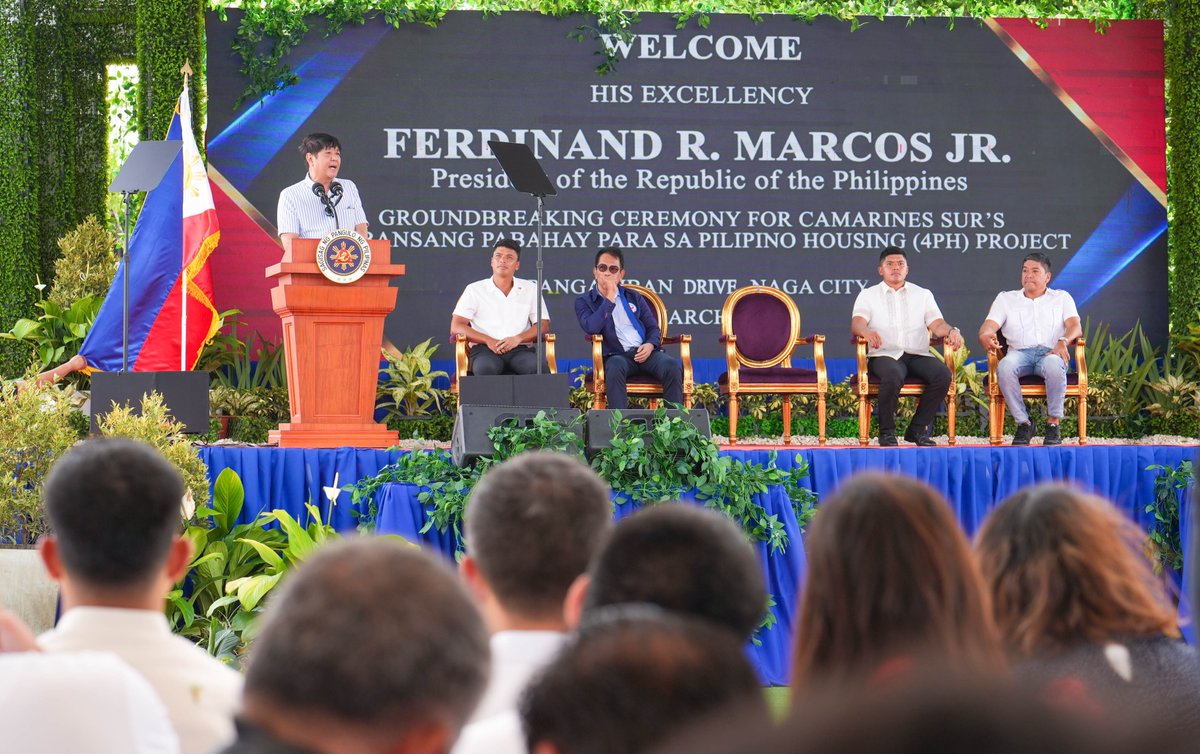 Nagpapasalamat tayo sa mainit na pagtanggap ng Camarines Sur nang pangunahan natin ang groundbreaking ng dalawang lokasyon ng ating Pambansang Pabahay para sa Pilipino Program.