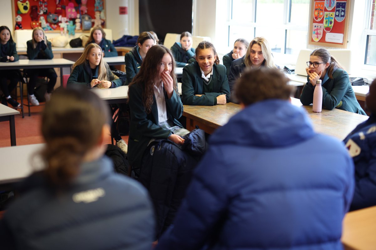 CFCFoundation's tweet photo. Academy Goalkeeper Max Merrick visited @hxsnewmalden during our #WeekForEquality 👏

Max surprised students with tickets to tonight's Academy fixture versus @EvertonAcademy which also forms part of our #GamesForEquality 💙 https://t.co/JFApHJ4qXs