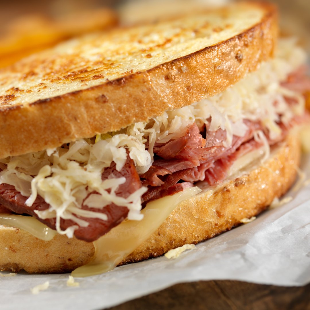 OrlandoBaking's tweet photo. 🍀 Reuben Sandwiches are a must for St. Patrick's Day! Our Deli Rye is the perfect bread to have with this sandwich! 

🧀 You'll love the taste of the Deli Rye, and making a Reuben is simple! You'll just need swiss cheese, corned beef, sauerkraut, and Thousand Island dressing. https://t.co/4gXCEhOJoV