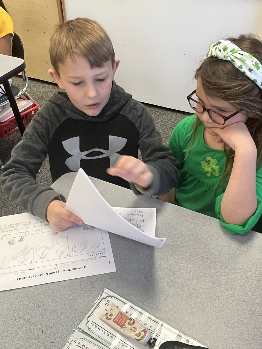 lcollinsSCE's tweet photo. 2nd grade readers visited to teach about pollination! @sanfordcreek #loveoflearning @PosProject https://t.co/WojF41mcBS