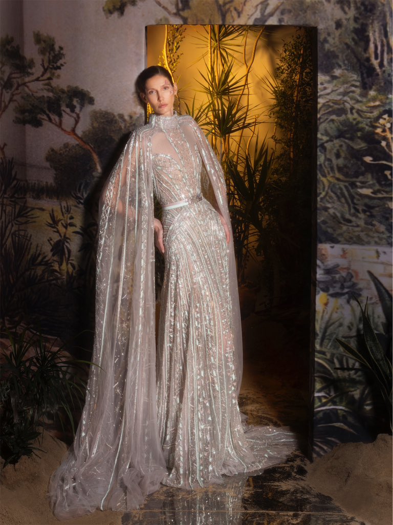ZiadNakadWorld's tweet photo. Flora - Ziad Nakad Spring Summer 2023 Couture Collection
#ZiadNakad #Flora #ZNSS23 #ZN #SS23 #ZiadNakadCouture #Couture #HauteCouture #PFW #Fashiondesigner #instafashion #weddinginspiration #bridal #instawedding #gown #celebrity https://t.co/kPy9CFoAAT