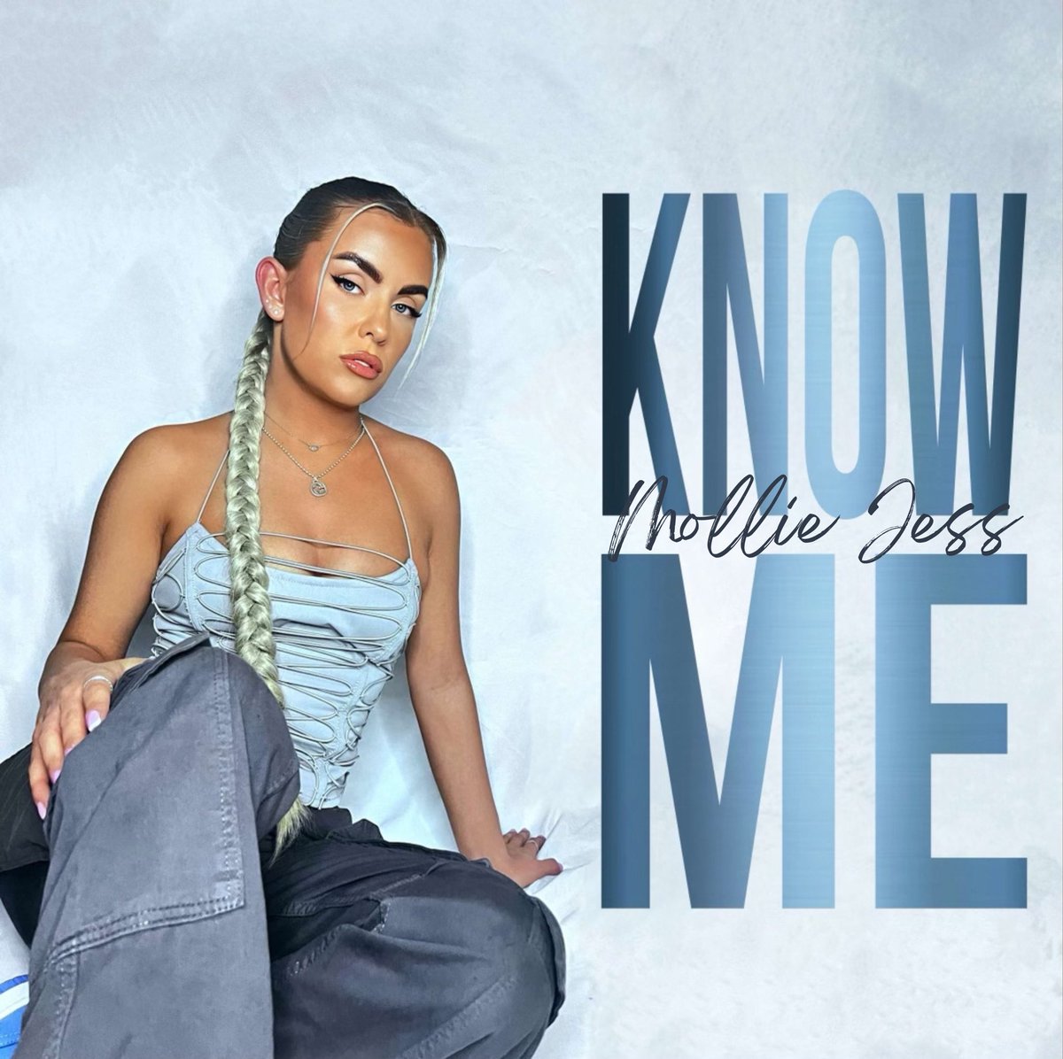 molliejess_'s tweet photo. finally time for new music 🪐 know me out tonight at midnight 🤍 https://t.co/7QSyh7ha63