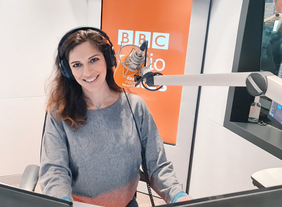 With Behnaz Akhgar from 2...

🔸 @emmystonelake on Pride And Prejudice (Sort Of).

🔸 @GethincJones on his @comicrelief dancing challenge.

🔸 Anna Williams @North_Wales_WT sharing expert advice.

🔸 and @jackorowan and Tahira Sharif on A Town Called Malice.
