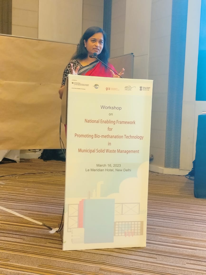 SwachhBharatGov's tweet photo. While delivering her keynote address at the workshop on #NationalEnablingFramework for Promoting Bio-methanation Technology in #MunicipalSolidWasteManagement, Joint Secretary & Mission Director, SBM-U, Mrs Roopa Mishra stressed the importance of creating an enabling ecosystem. https://t.co/UXb0PFTrz4