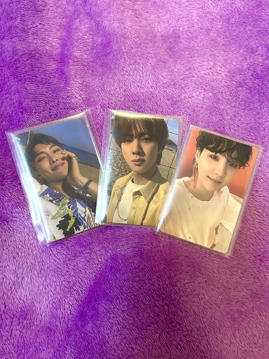 nadshyungie's tweet photo. quick giveaway ✨
ends tom at 10pm 

official rm, jin and suga butter pc 🧈 ~ 1 random winner 🧡
sf not included 

follow :) 
rt, like and tag :) https://t.co/0komLIYEuU