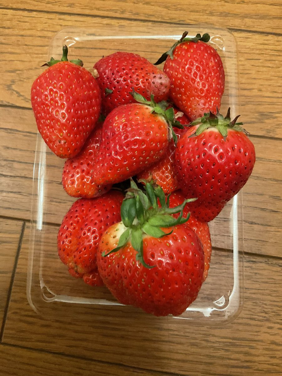 🍓食後のデザート🍓✨こんばんは✨