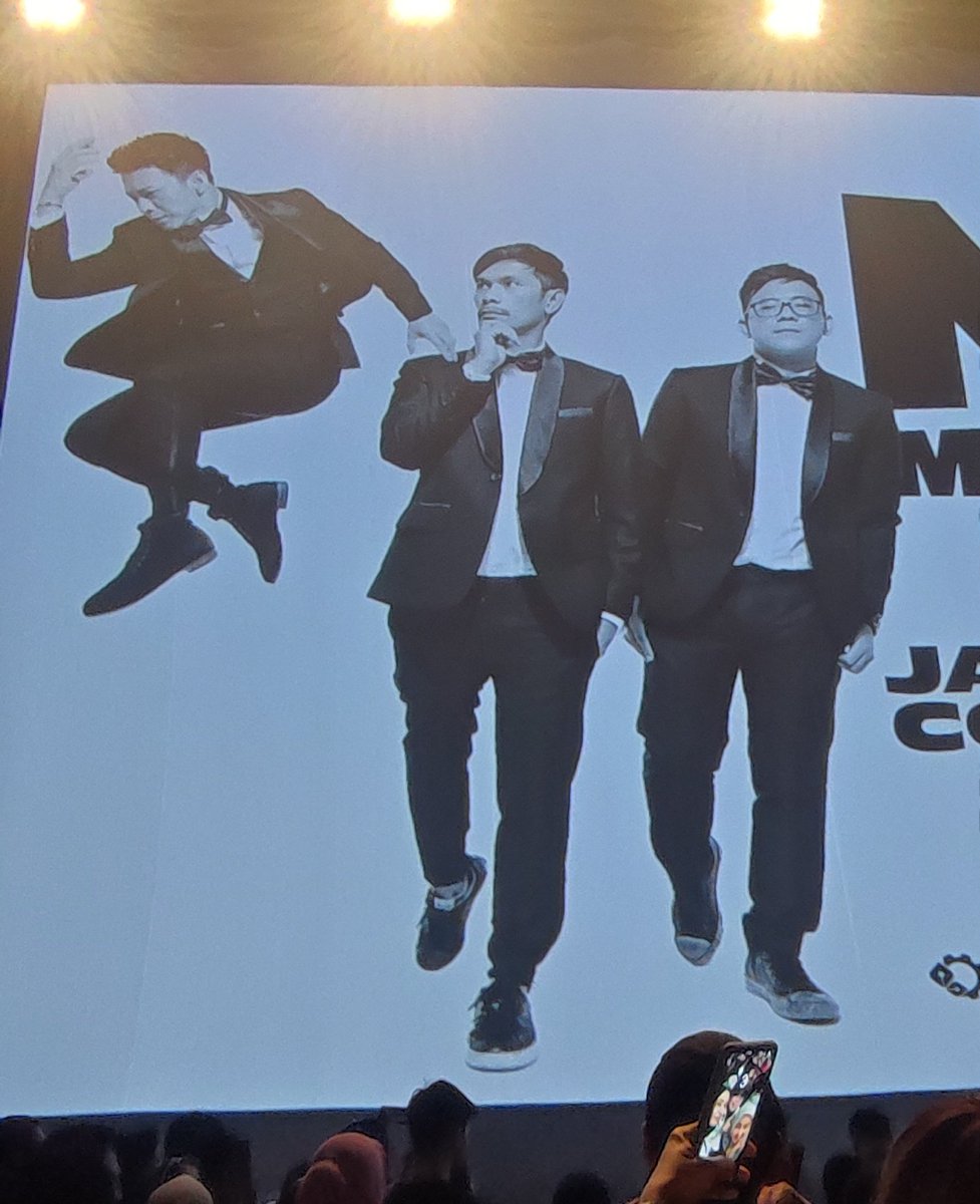 detektifaladin's tweet photo. Waktunya nonton Babang boriel #JakartaConcertWeek #Noah @NOAH_ID https://t.co/HCaqiS134c