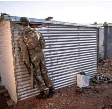 "umelamba... Tokeni tu hivo, hapana vaa nguo"