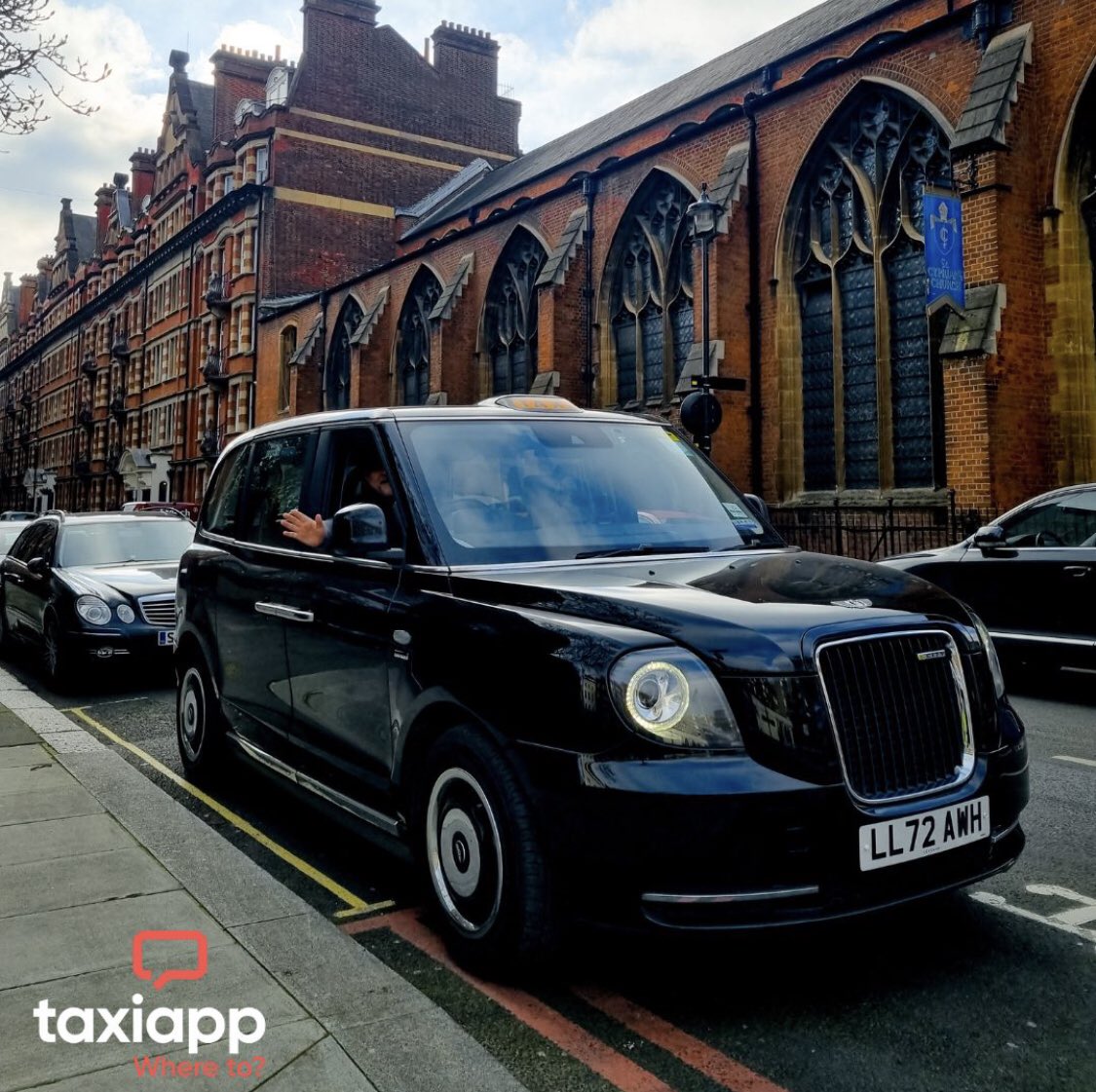 Experience the Best of London in Style - Hop in a Classic Black Cab and Use Our Taxiapp for a Seamless Ride🚖🏃📍

#londoncabbie #electrictaxi #centrallondon #london #eastlondon #northlondon  #southlondon #towerbridge #taxiapp #tbt
