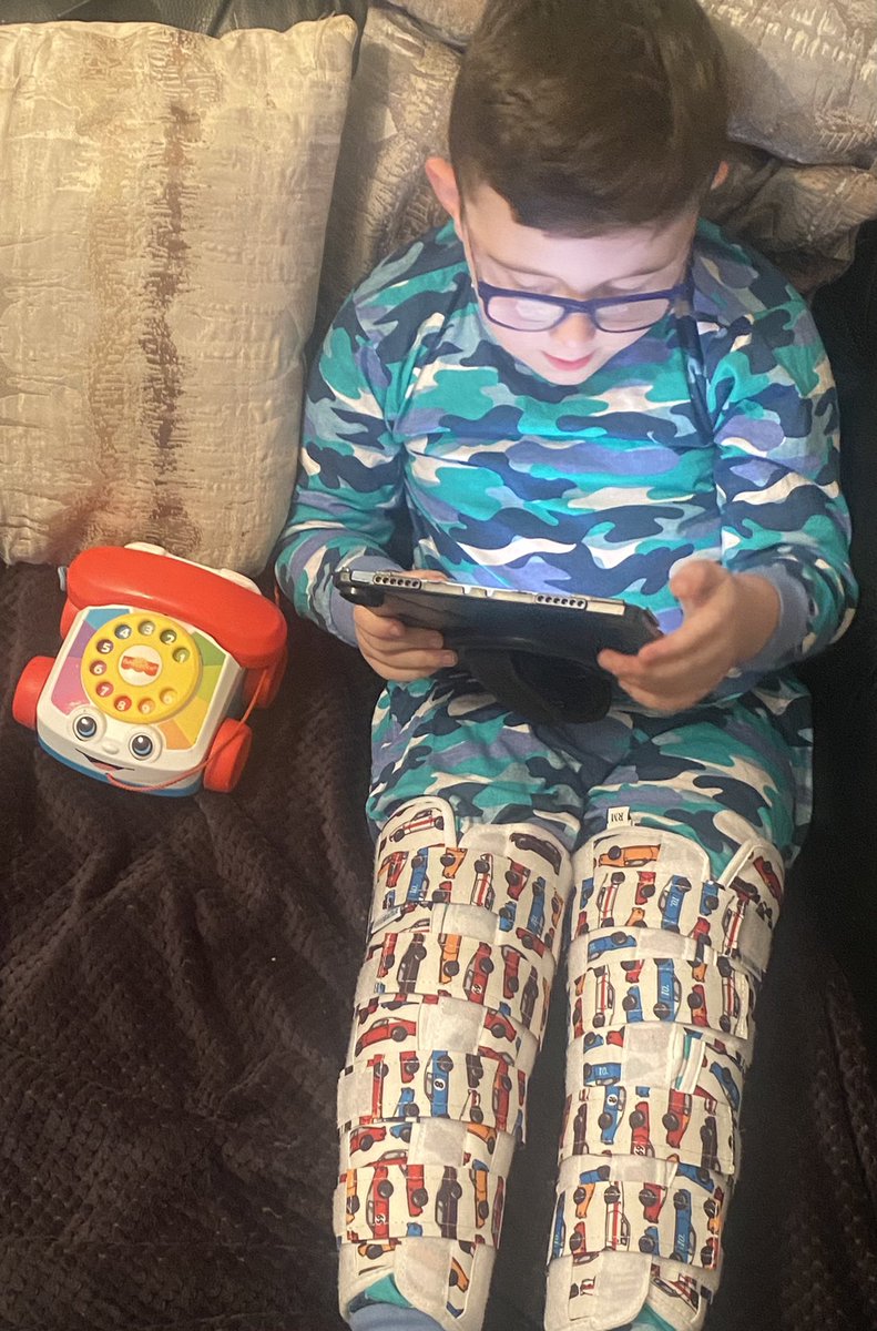 Trying out his new leg gaitors, no complaints so far so good, cool dude this guy is never complains just gets on with it 🥰💪👏🏻🤞 #stretch #stretching #stretchtherapy #gaitors #cerebralpalsy #spasticity #spasticitymanagement #sdrchangeslives #sdr #liverpool #jaxonschancetowalk