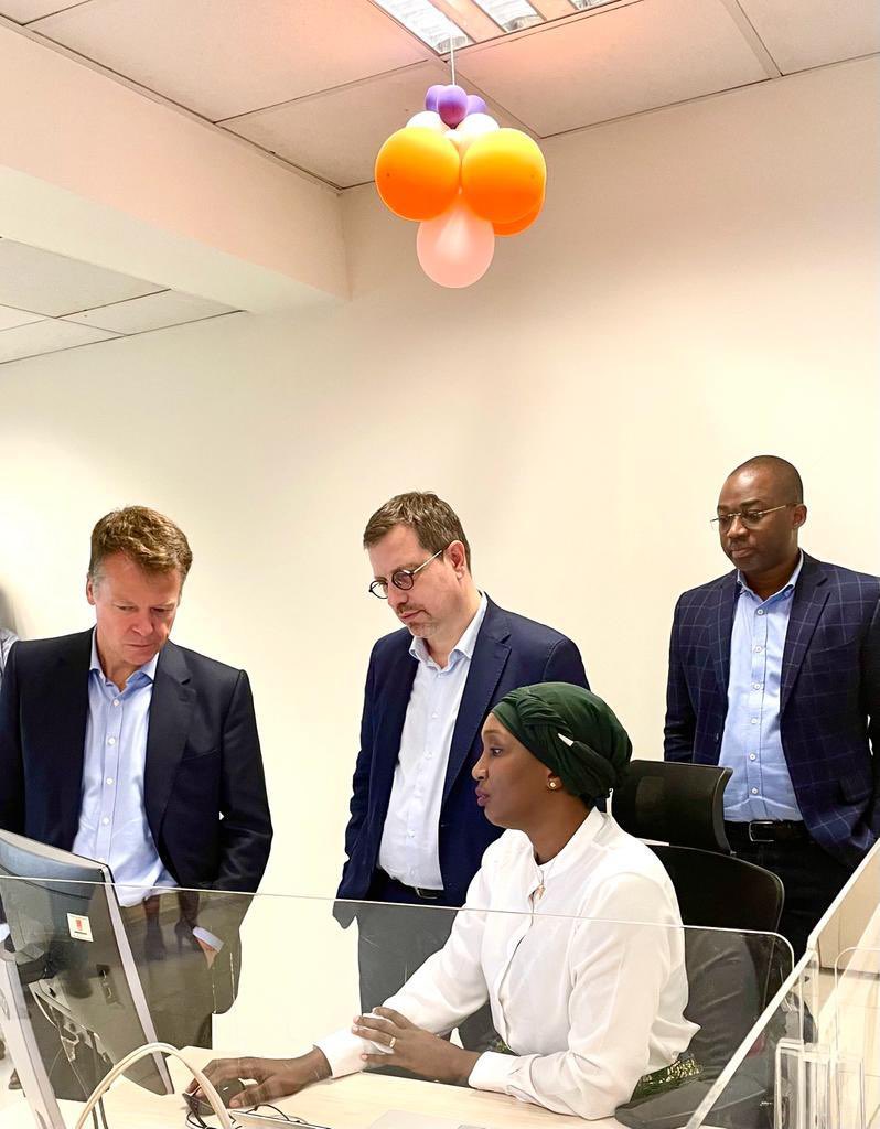 Orange Bank Africa et le CECOM, 2 piliers qui oeuvrent pour l’inclusion financière. 👏🏻aux équipes pour leur engagement au quotidien et merci <a href="/JeanMenann/">Jean-Louis MENANN-KOUAMÉ</a> et <a href="/MoussaMKante/">Moussa Kante</a> pour ces moments d’échanges! <a href="/BrelotteBa/">Brelotte Ba</a> <a href="/aminatakn/">Aminata Kane</a>