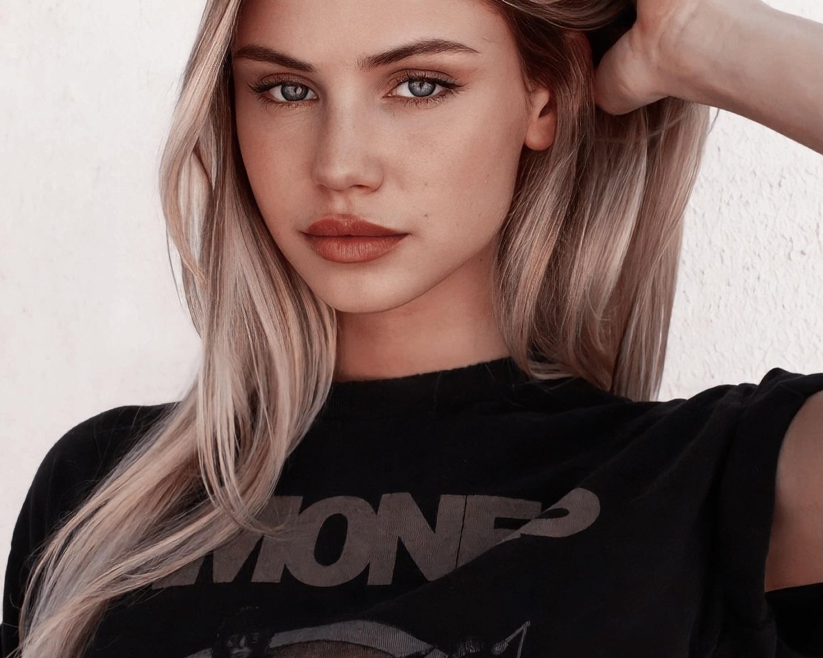 ⠀

                   𝗜𝗡𝗧𝗘𝗥𝗔𝗖𝗧𝗜𝗢𝗡 𝗖𝗔𝗟𝗟 !
          y mal de ojo como me ignoréis         
                           
                 ↻ 𝐑𝐓 para 𝙙𝙞𝙛𝙪𝙣𝙙𝙞𝙧
                 ♡ 𝐋𝐈𝐊𝐄 para 𝙙𝙢 / 𝙢𝙚𝙣𝙘𝙞𝙤́𝙣
                                  — 

⠀