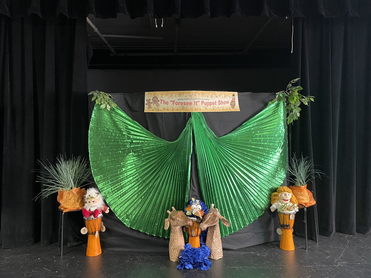 applause_ucity's tweet photo. 6th Puppet shows are underway. https://t.co/cZhewx68mZ