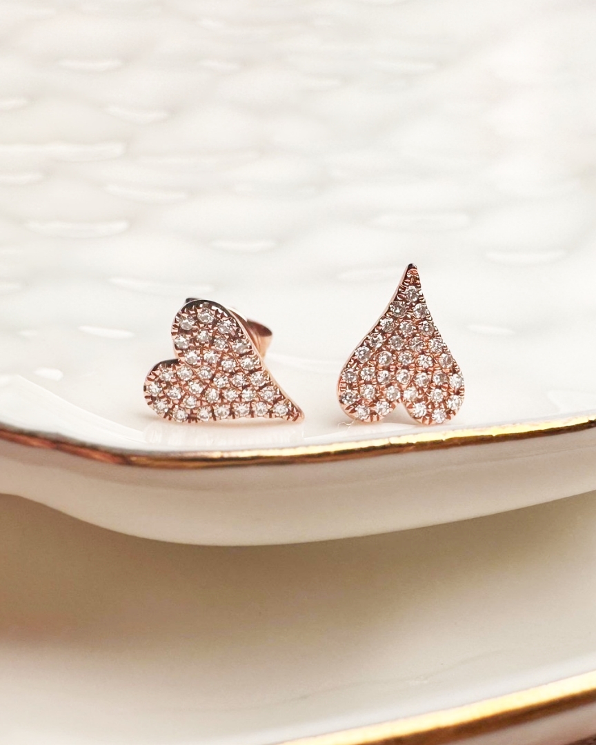 ThatsJared's tweet photo. Follow your heart to these chic 14K rose gold pavé studs from @shycreationjewelry. #JaredEmployee #ThatsJaredStyle #ShowYourShy
Shop now: https://t.co/4syAB4Bkwm https://t.co/7XycIr8LBl
