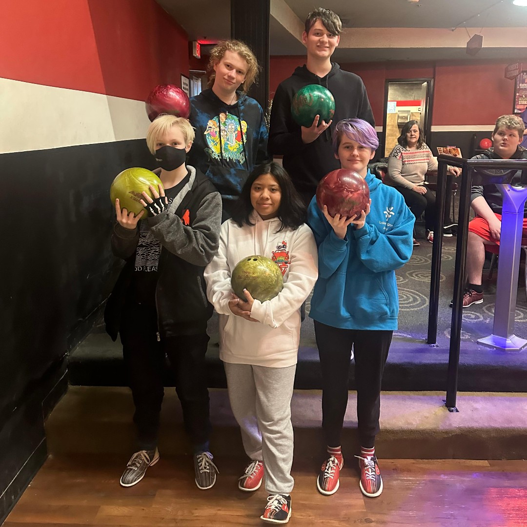 Lake_MI_Academy's tweet photo. Our full-time high school students went on an adventure to our local bowling alley last month.  Check out those bowling shoes and excellent bowling ball colors! 🎳
#mylma #bowling #strrrrrriiiiiikkkkkkeee #differentlearning #differentteaching #physicaleducation https://t.co/guNfRa6r4q