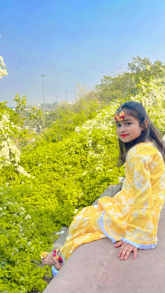 AwadhChikan's tweet photo. This Pure Mul Cotton Straight style Gharara Set intricate with fine Chikankari Embellishment with floral print is perfect for your daughter. The Ethnic outfit is our pride and shows the tradition of our Indian Culture.
#mulcotton #ghararasetsforkids #partyweardress https://t.co/sszJZKg9F1