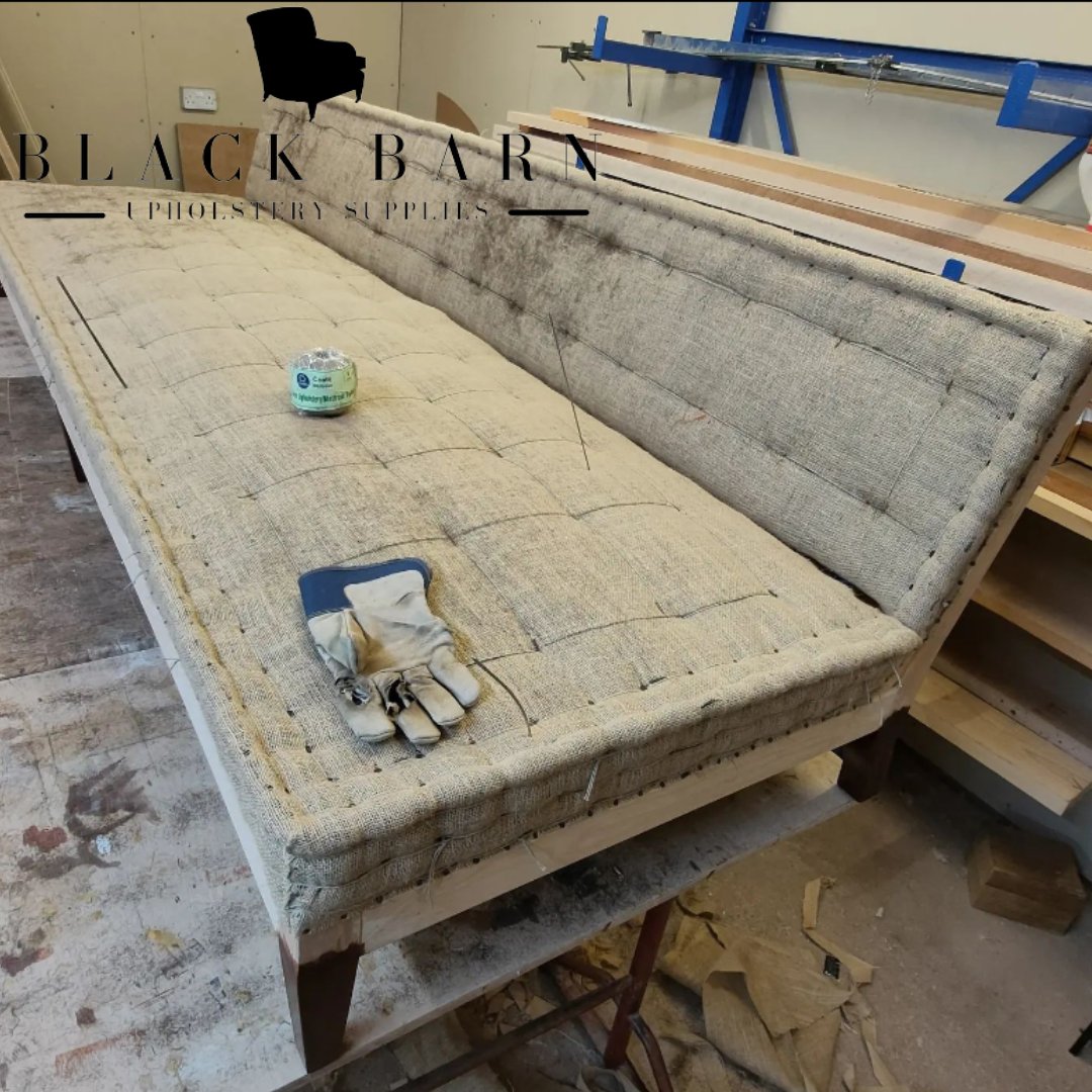 Bespoke #handmadeuk #handcrafted #handmade #traditionalskills #traditionalupholstery 
Can you believe it? We're hand stitching this 2.7-metre sofa - it looks like we could do with some new gloves; who's in? 😂 #handmade #ukcrafts #traditionskills #traditionalupholstery