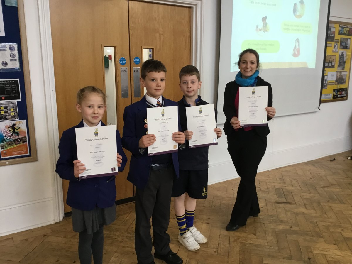 Congratulations to Alexa, James, Ben (not pictured) and Robbie in Year 3 who all received their @ArtsAward Discover certificates from @TrinityC_L for their personal digital art portfolios. #STEAMPOWEREDFUTUREREADY