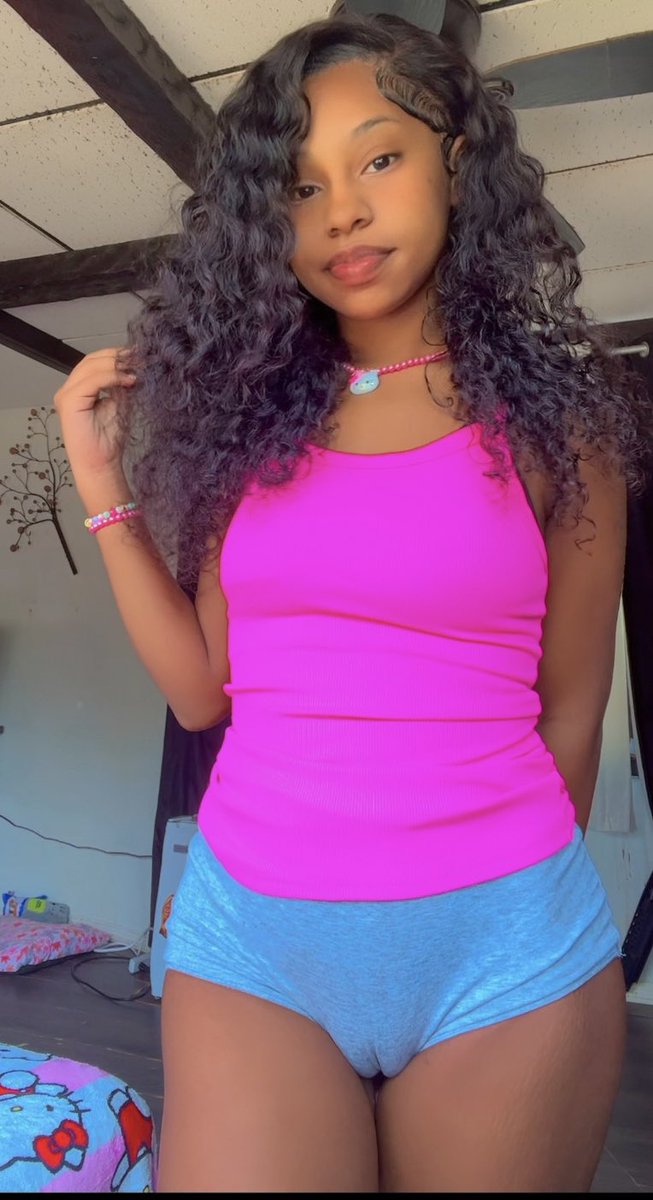 goddess eve😈🦶🏾 on Twitter: "RT @realluxurydomme: Goodmrning to you the bird are chirping 🤣🥰🙏"