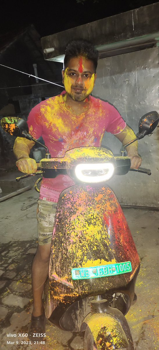 SubhadipDatta19's tweet photo. @bhash 2023 special Holi with Ola @bhash @OlaElectric #colourcharged #Holi2023 #OlaDeCalor https://t.co/7QCdEuyPcK