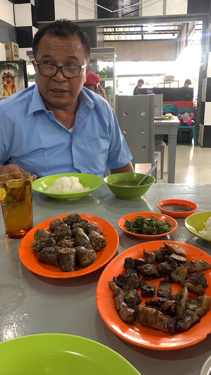 bestyparinci's tweet photo. @FOOD_FESS the best food with the best dad🫶🏻 https://t.co/lojG8hMKef