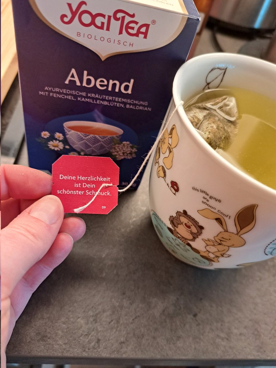 Ulrike_1985's tweet photo. Durchatmen!
Neuer Plan:
Widerspruch schreiben! Beweise dazu! Zum Amt fahren!
Vorher den #Abendtee zur Beruhigung schon mittags trinken
Den Spruch kann das @d_arbeitsamt sich sonst wo hin schieben!
Danke für nichts!
#LongCovid
@hubertus_heil @Karl_Lauterbach @starkwatzinger https://t.co/iqgEXVot6U