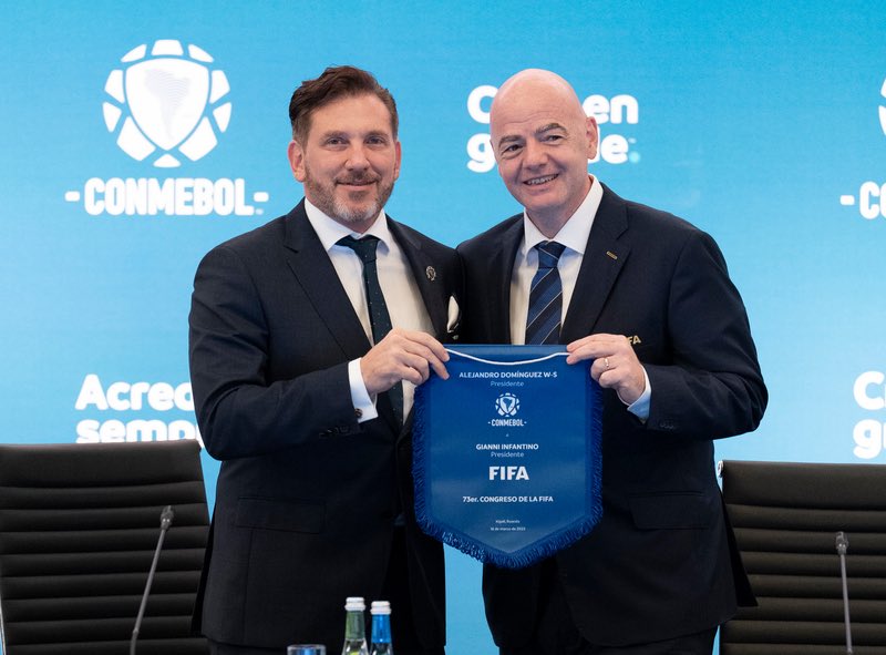 Desde 2016 trabajando juntos por el desarrollo del fútbol mundial. Sigamos con el compromiso de devolver al fútbol lo que le pertenece. ¡Felicitaciones Gianni Infantino! @FIFAcom ⚽️💪🏻