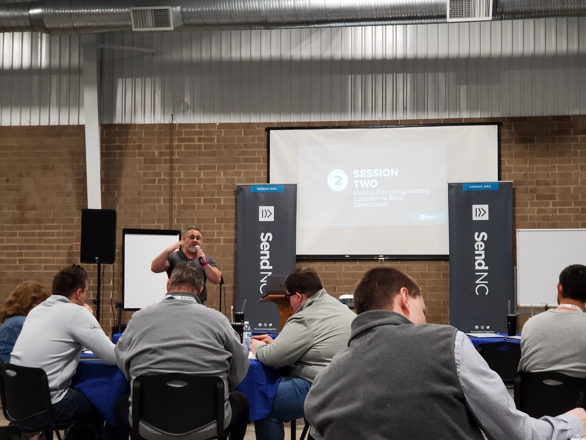 sendnetworknc's tweet photo. 2️⃣0️⃣+ @ncbaptist churches (approximately 40 church leaders) are in attendance at today's Sending Church Training Lab at the Piedmont Baptist Association.

Connect with us at https://t.co/gTwZmuvTtX to learn how your church can become a sending church. #OnMissionTogether #SendNC https://t.co/Ob0oyy9C8g