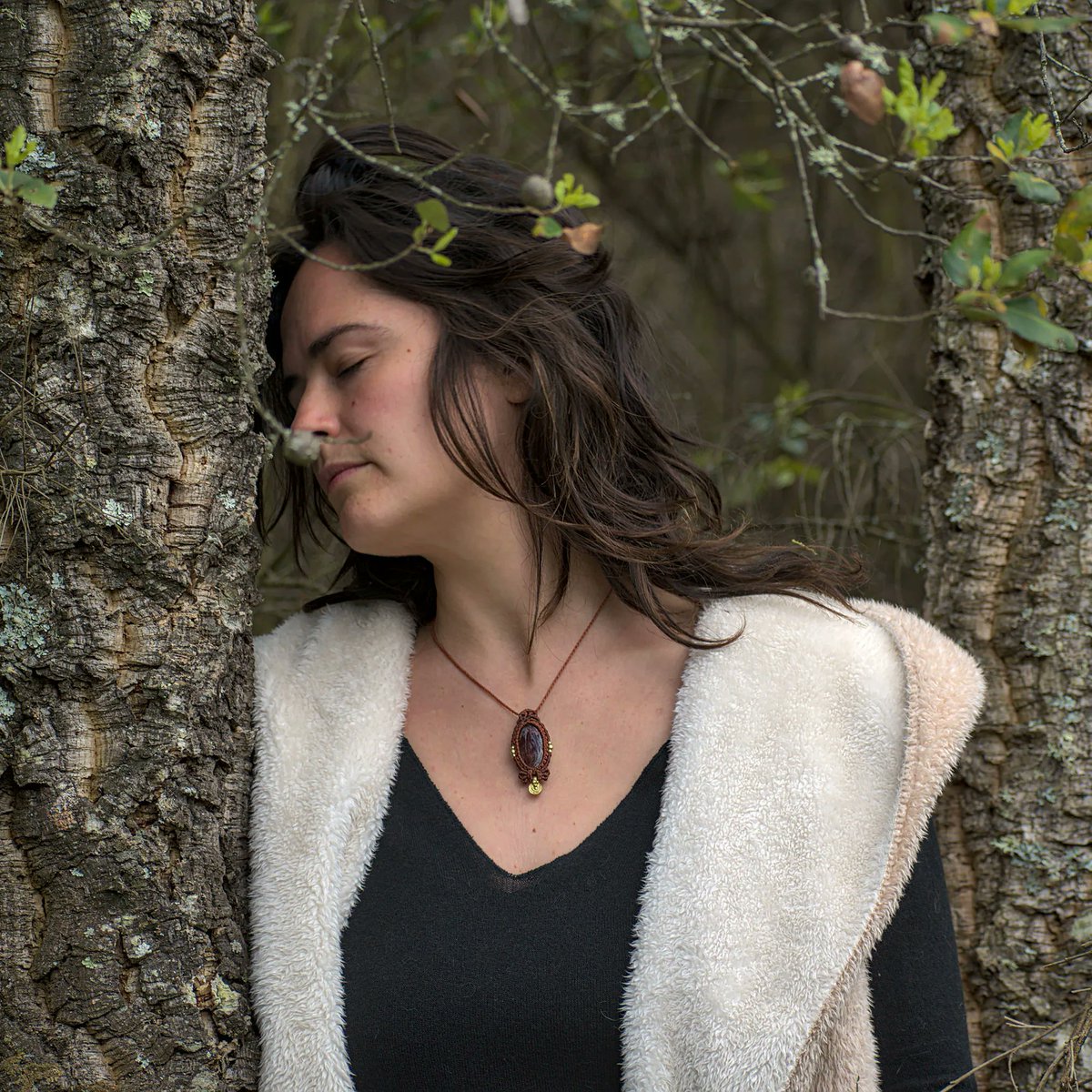 druzhuna's tweet photo. To be in nature is to be at home. She is the great mother.
When I feel anxious, spending time in the forest always helps me calm down, put my feet on the ground, and put life in perspective. Do you feel the same way?
.
Red garden quartz pendant available:
druzhuna.e… https://t.co/ymZZXr2oWK