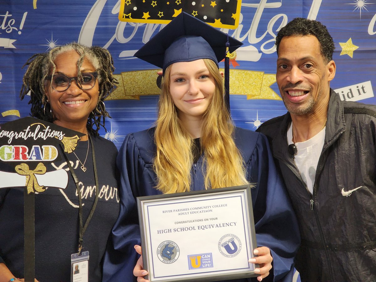 RiverParishesCC's tweet image. Check out our HiSET completers from Reserve! We are so proud of our Rougarous!