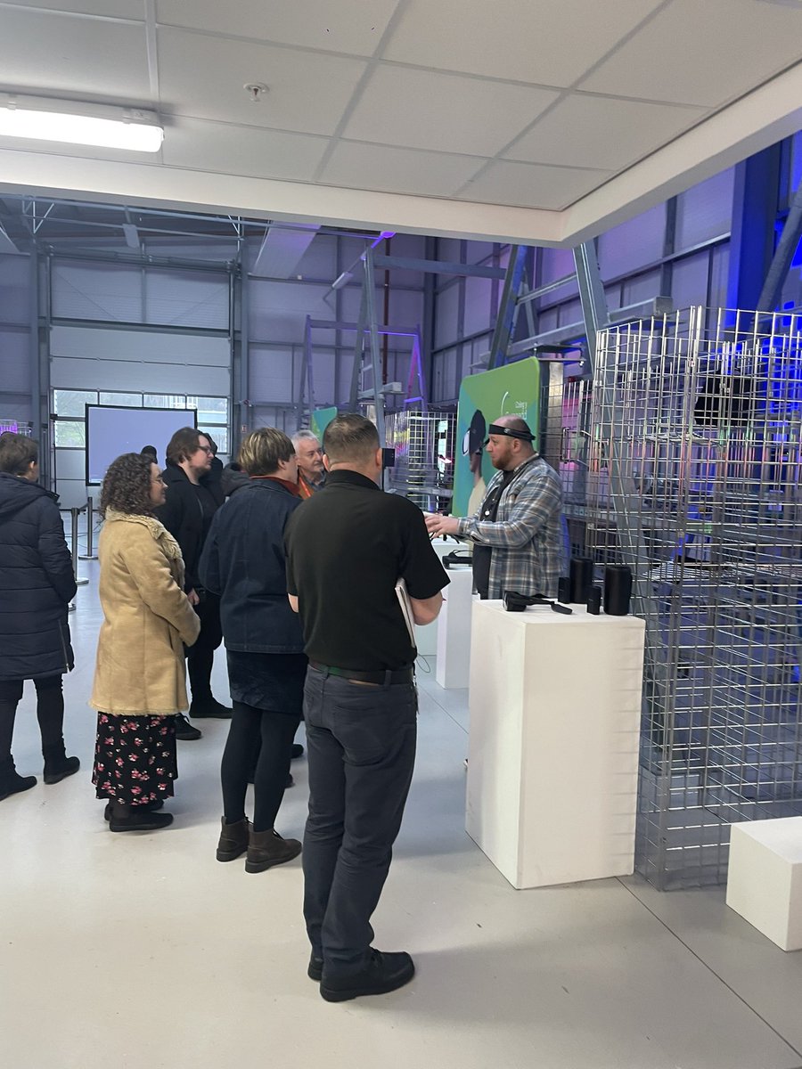 Thank you <a href="/Jisc/">Jisc</a> for organising a fantastic #WalesXR event! It was great to see so many examples of #edtech in #FE #WalesXRCommunity <a href="/kh_woodhead/">Kathryn Woodhead</a>