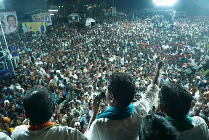 LutyensMediaIN's tweet photo. आज अपनी पदयात्रा के 30 वें दिन तेलंगाना कांग्रेस अध्यक्ष रेवंत रेड्डी बोधन विधानसभा में 
#YatraForChange https://t.co/6BdHxE5CAf