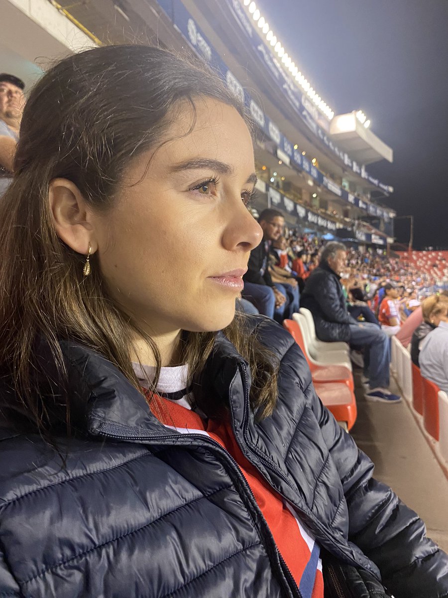 LUISMICHE55's tweet photo. Noches mágicas de botana😂 y fútbol👫🏻😍⚽️ https://t.co/4a287Lcqpy