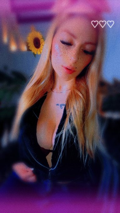 No quieres coger ...  Quieres hacer el dulce amor 💘  ... You ❤  Yo : Bueno ambos 😁  Am&eacute; est&aacute; serie. <a href="/tag/love"class="tags"><span>#love</span></a><a href="/tag/sex"class="tags"><span>#sex</span></a><a href="/tag/pasi%C3%B3n"class="tags"><span>#pasi&oacute;n</span></a><a href="/tag/you"class="tags"><span>#you</span></a><a href="/tag/youseason4"class="tags"><span>#youseason4</span></a>