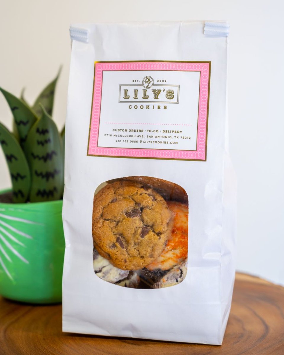 LilysCookies's tweet photo. Take home a bag of goodies! 😋🍪 

⏰: Open Mon - Sat
📍: 2716 McCullough Ave, San Antonio, TX 78212 https://t.co/igouiz2UpG