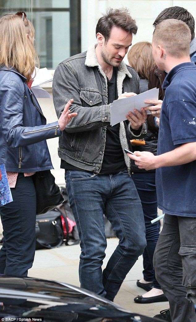 hourly charlie cox (@hourlycox) on Twitter photo 