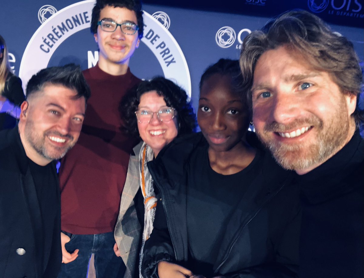collegePmfMeru's tweet photo. [Noscollégiensontdutalent] Les élèves ayant eu les meilleurs résultats au DNB 2022 étaient réunis à #Bresles pour la cérémonie organisée par @CD_oise et animée par @LeChrisMarques  Dans une ambiance chaleureuse, les élèves ont pu fêter leur réussite avec leur famille 👏🏆🕺 https://t.co/I9N2nnyvTL