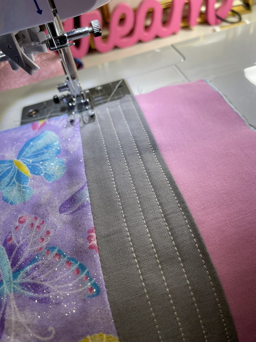 uniquelytainina's tweet image. Work in progress! So excited for this one!! 🙌❤️🧵🪡#sewing #sewingproject #toymaking #pencil #readingbuddy