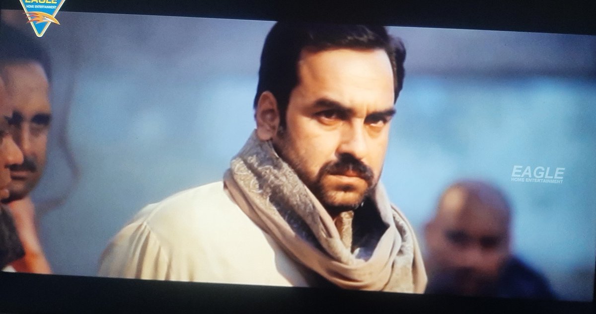 basucodes's tweet image. Friends getting amazing ranks in #GATE exam, and here I am watching Gangs of Wasseypur for the 25th time 

What is wrong with me?