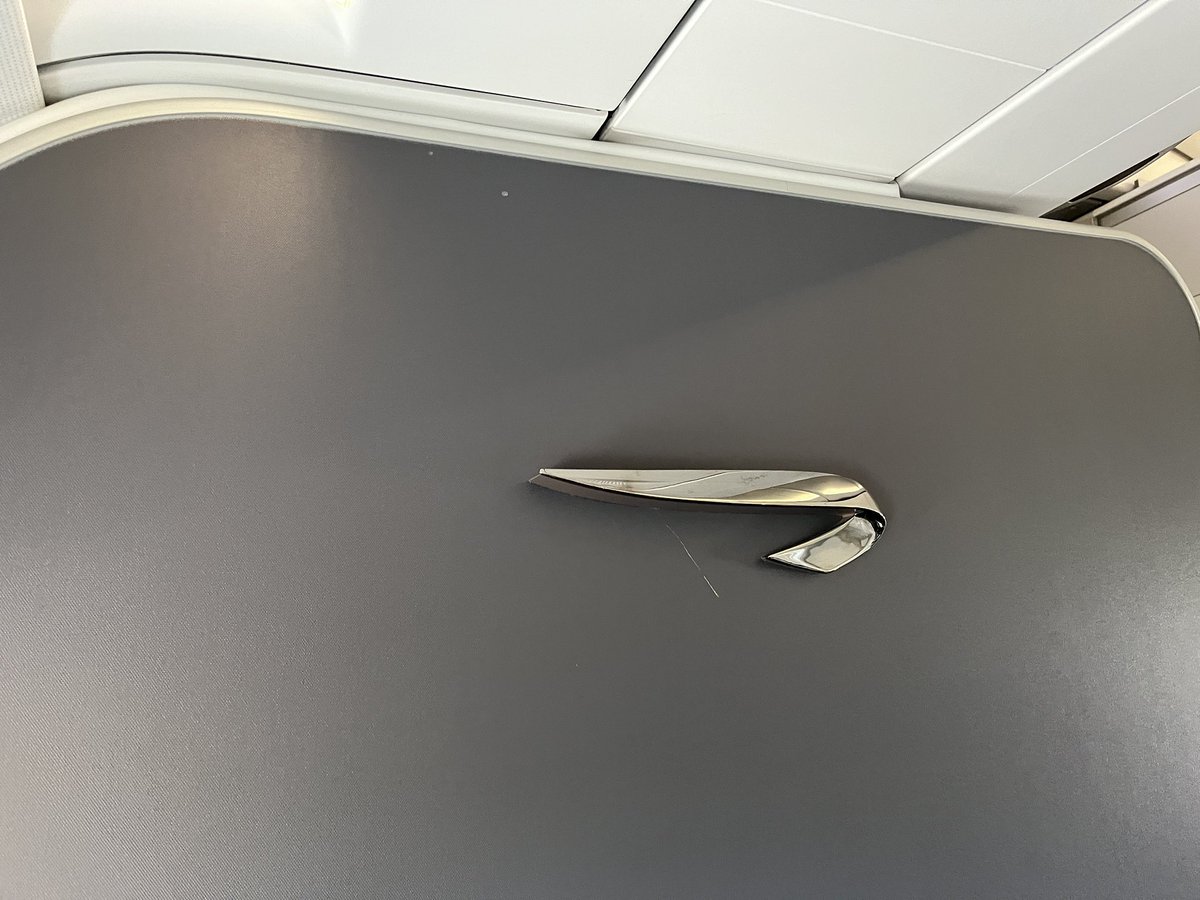 TeslaInTheUK's tweet photo. To top off the day, back home in seat 1A on British Airways. #tierpoints #avios #baexecutiveclub https://t.co/mwy1hJH5qj
