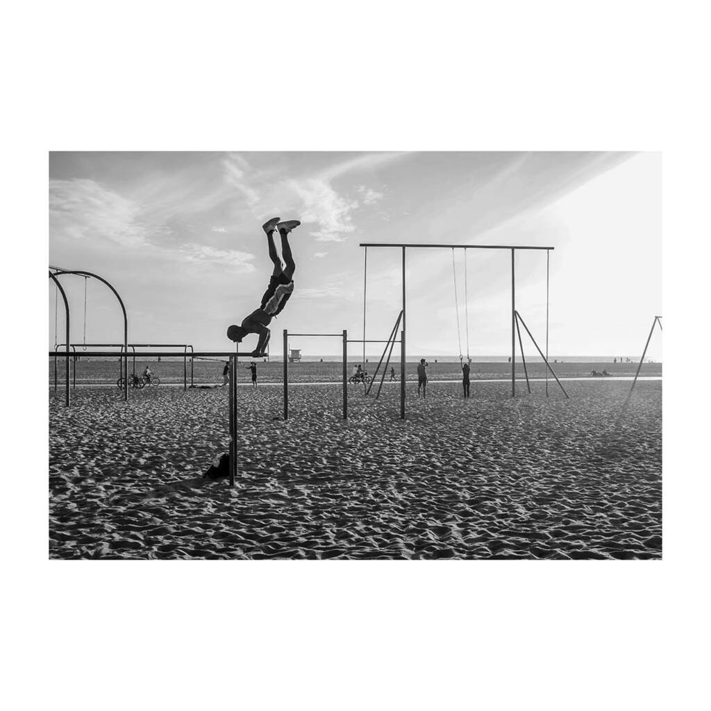 #balance #blackandwhitephotography #makemoments #travelblogger #travel #lifestyleblogger instagr.am/p/Cp2zQyxtPi0/