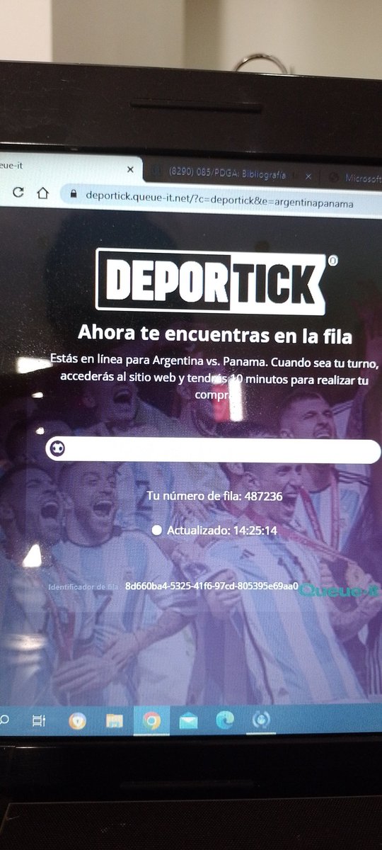 Tamarar89's tweet photo. 😩😩 Mierda! https://t.co/dVdG08ZkbP