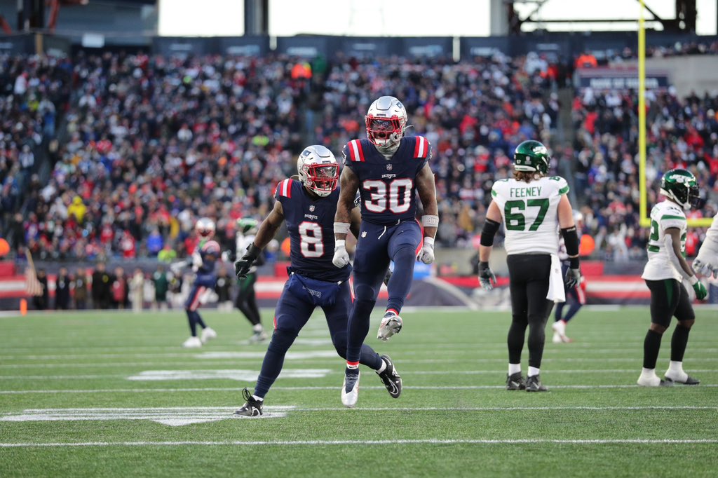 MackWilson's tweet photo. Got some shit to tap into. Let's get to it @Patriots ‼️❤️ #BTMOWTM #3o https://t.co/8PAWHYt1o5