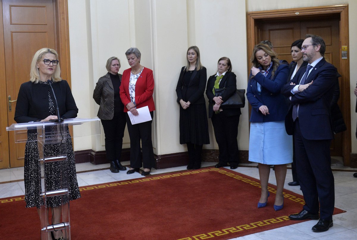 MINEIsrb's tweet photo. 📢Srbija dobila status posmatrača u @EMNMigration
#Miščević: Posmatrački status podrazumeva potpunu razmenu informacija i pristup svim bazama podataka, to je važan korak u procesu učenja i saradnje.
@KIRS_SRBIJA @YlvaJohansson @eusrbija @EGiaufretEU #europeanmigrationnetwork https://t.co/RO8VPhDXcE